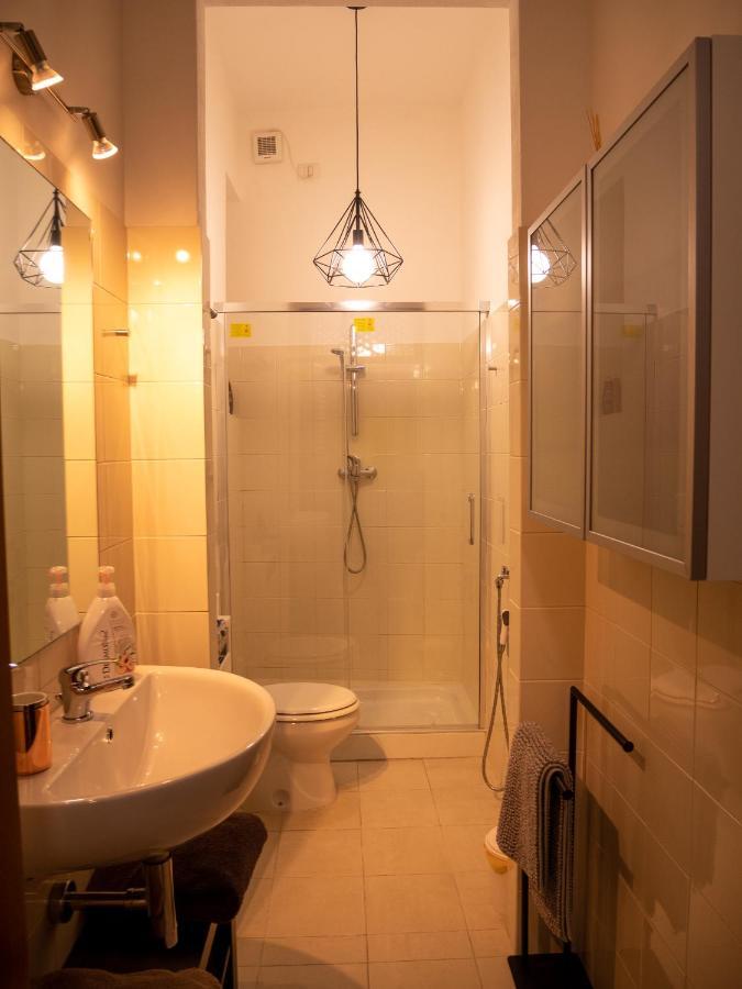 Chambers Short Rentals - Via Gezio Calini Brescia - 2 Studio Flats Kültér fotó